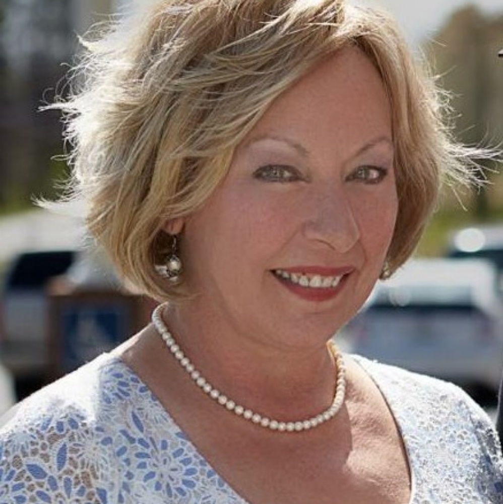 Meet your Posher, Diane